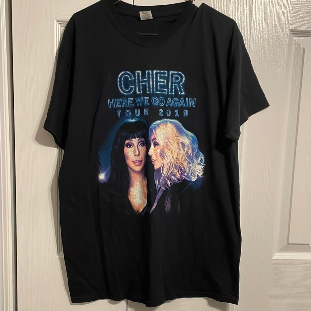 Black Cher Tour 2019 Graphic T-Shirt concert tour shirt size xl new never worn